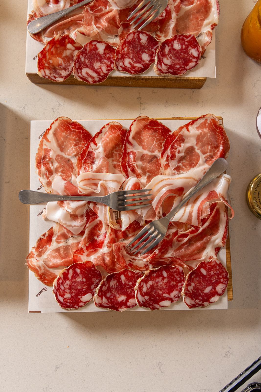 Tagliere di salumi e formaggi del pavese
